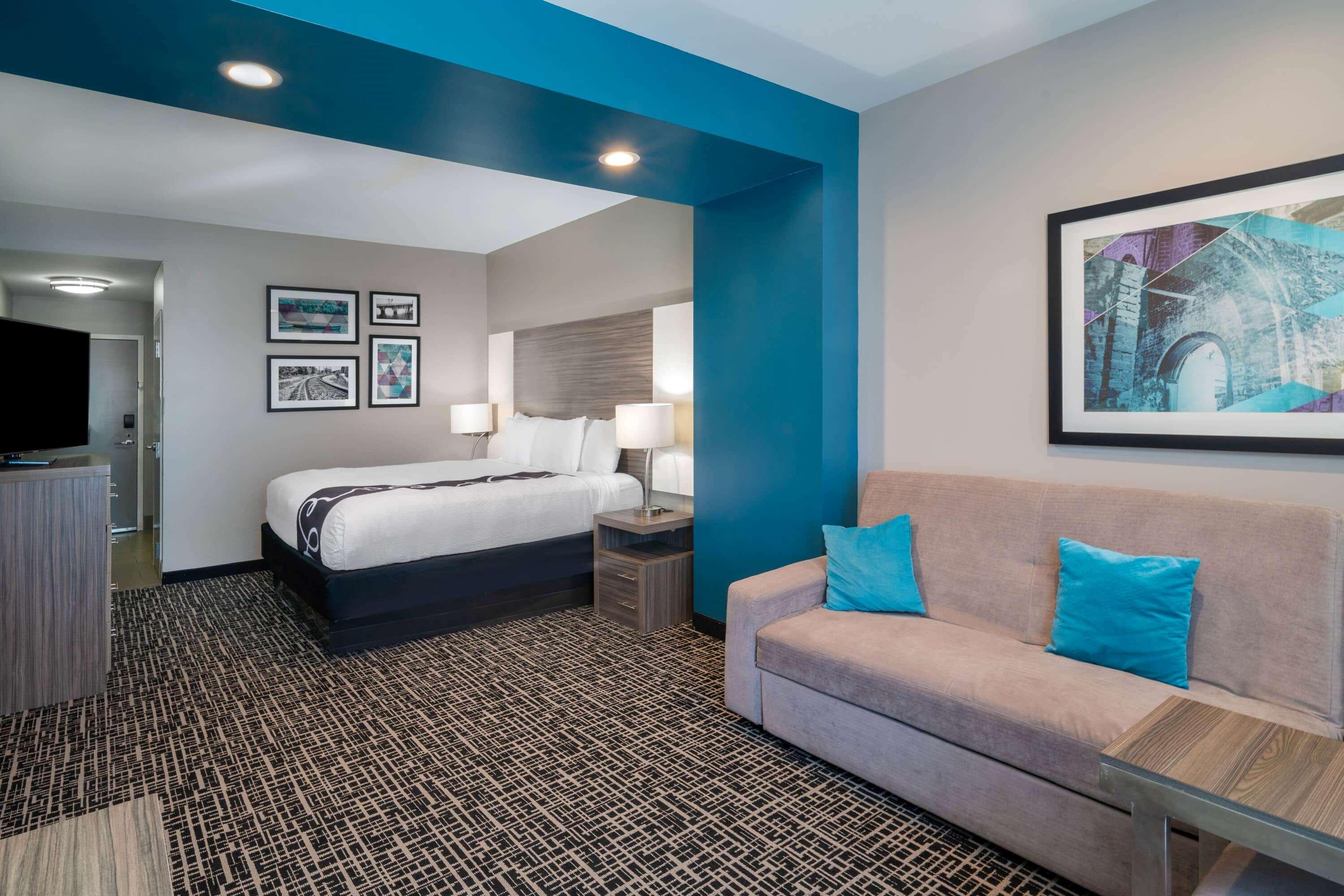 La Quinta By Wyndham Forsyth Hotel Ngoại thất bức ảnh