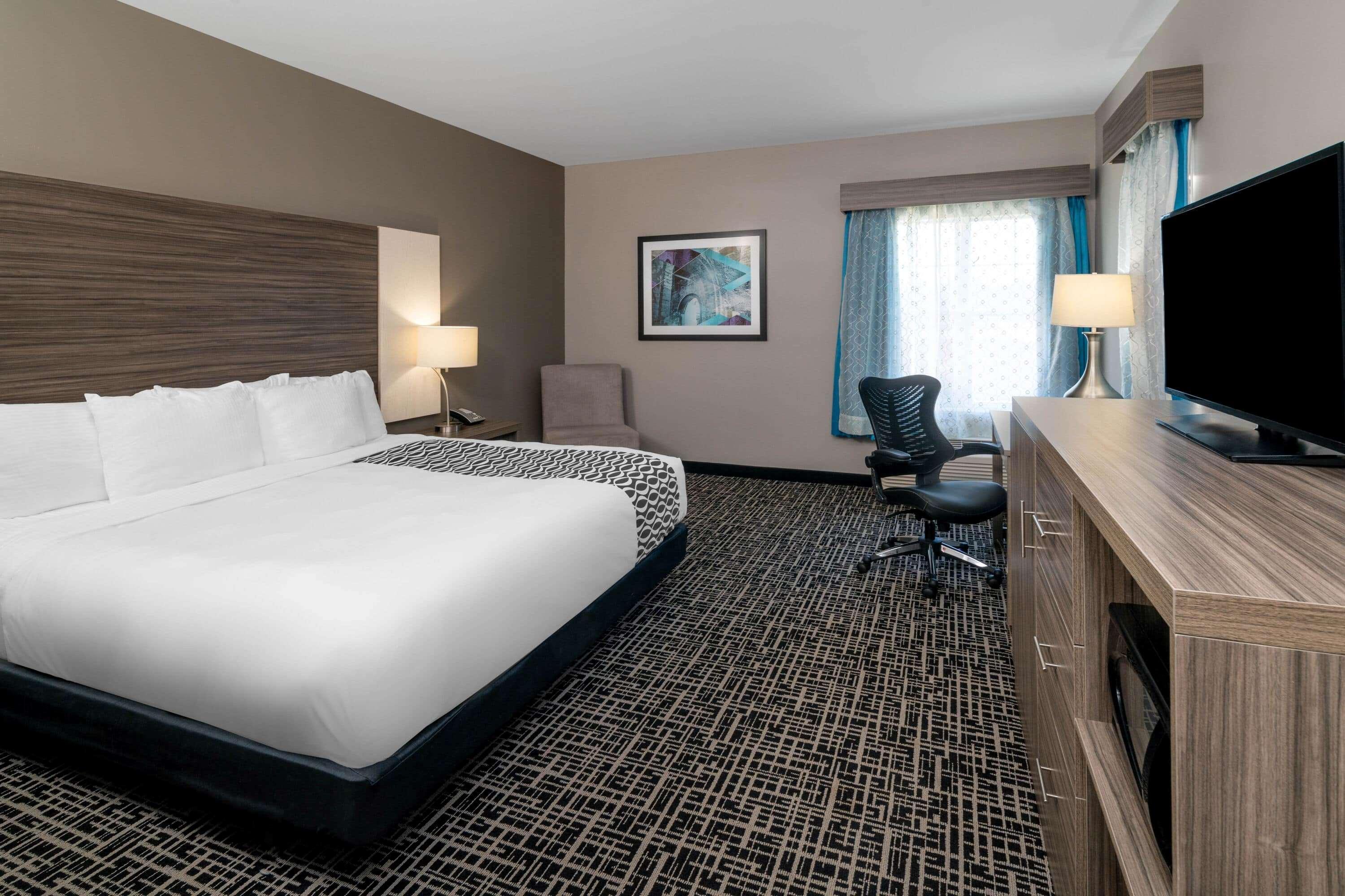 La Quinta By Wyndham Forsyth Hotel Ngoại thất bức ảnh