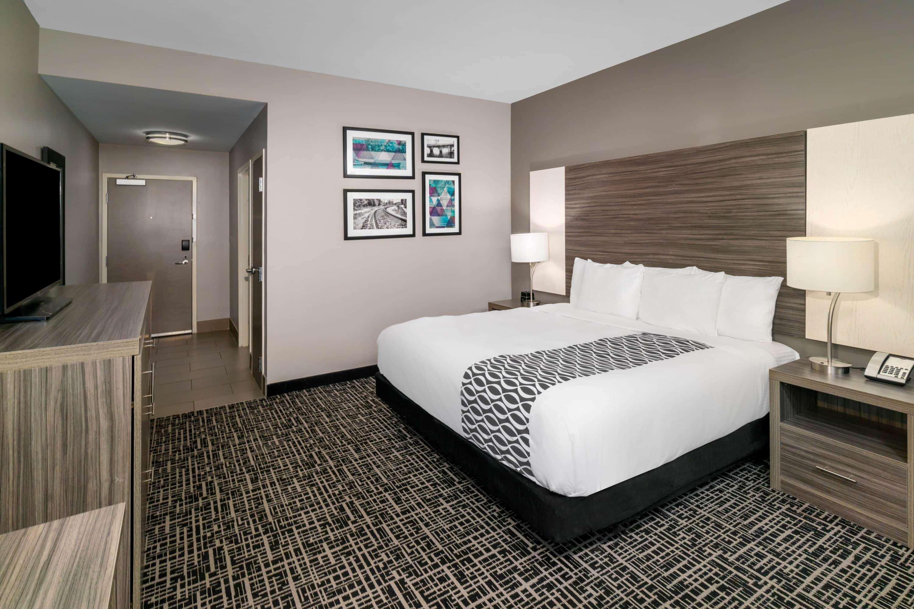 La Quinta By Wyndham Forsyth Hotel Ngoại thất bức ảnh