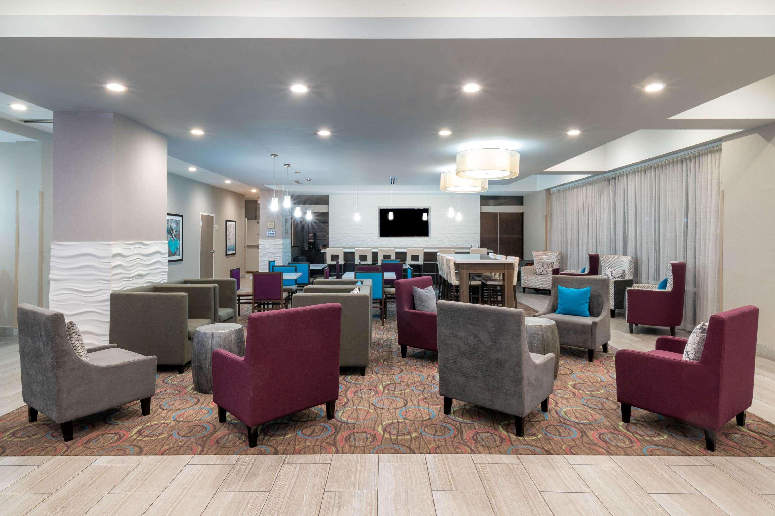 La Quinta By Wyndham Forsyth Hotel Ngoại thất bức ảnh