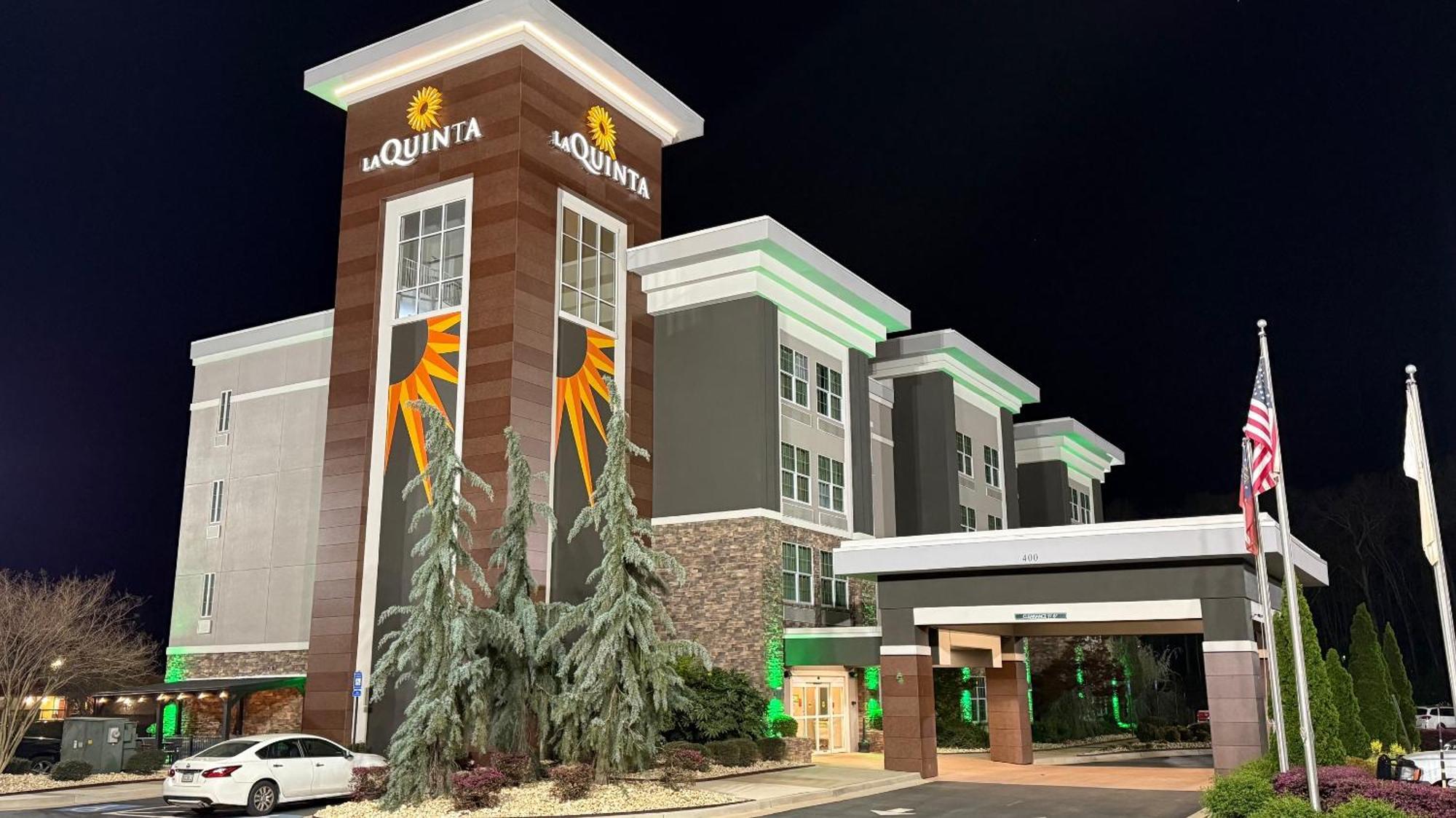 La Quinta By Wyndham Forsyth Hotel Ngoại thất bức ảnh