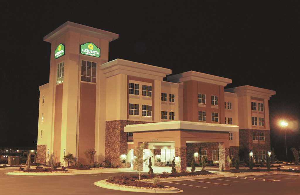 La Quinta By Wyndham Forsyth Hotel Ngoại thất bức ảnh